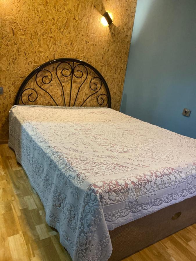 Mary'S Apartment Батуми Екстериор снимка